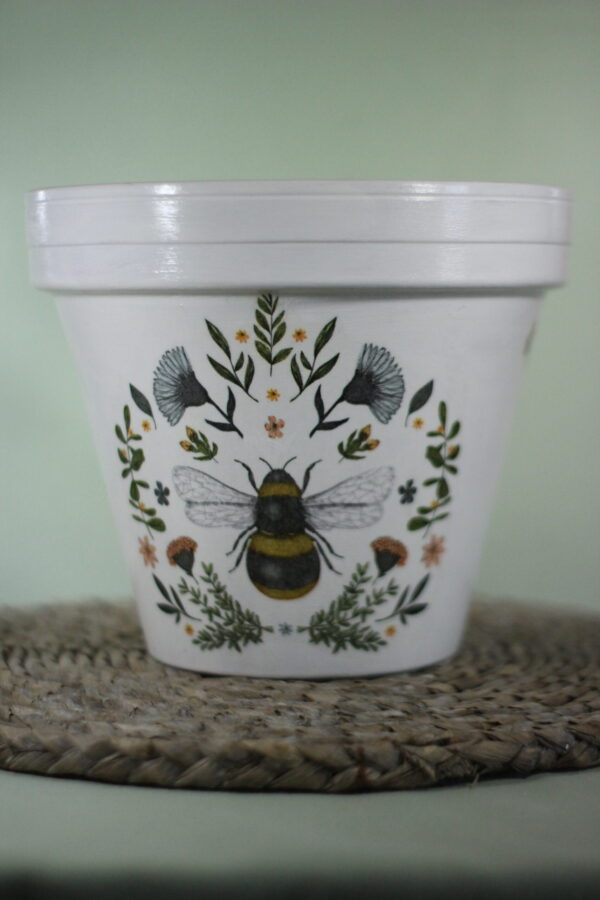 Bee Pot